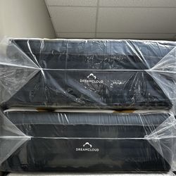 Twin XL DreamCloud Premier Rest Hybrid Like New Excellent Condition MSRP $1199