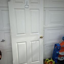 Interior Doors 🚪 (2) $20 - 32inch