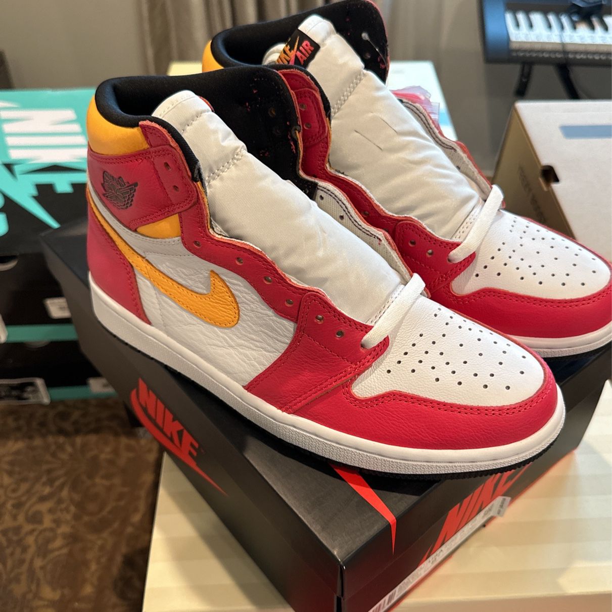Air Jordan 1 Fusion Red Size 8.5