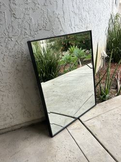 Wall Hanging Mirror 