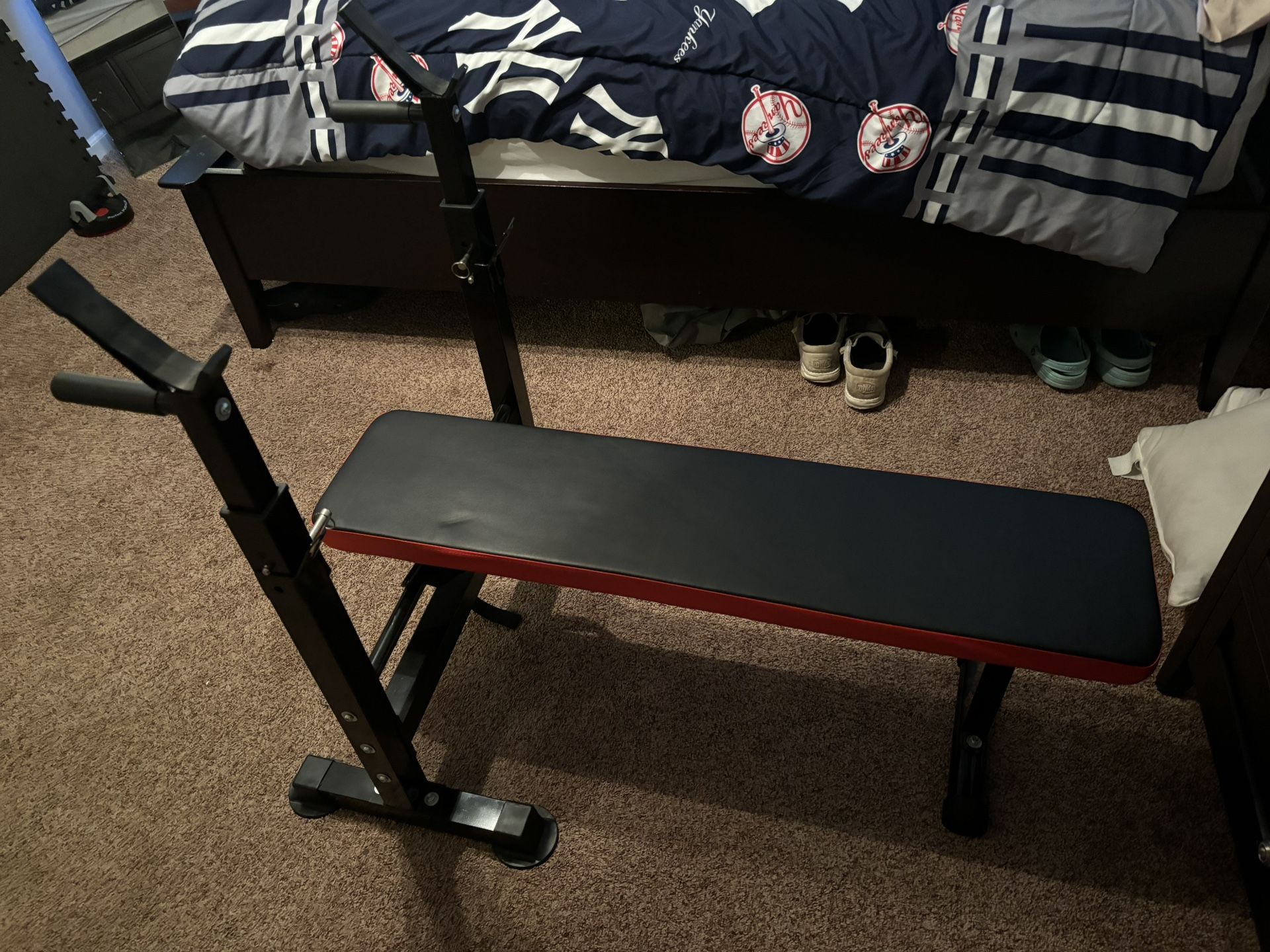 weight bench