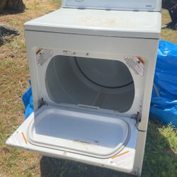 Washer/dryer/refrigerator 