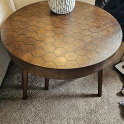 Nesting Coffee Table And End Table 