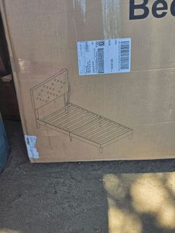 Twin bed