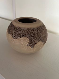 Round Ceramic Vase with Textured Design