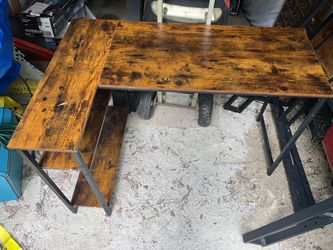 L-Shaped Rustic Wood and Metal Desk