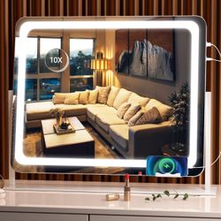 LED Makeup Mirror, 24.2" x 18.9" 