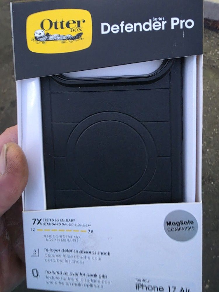 Otter Box Iphone 17 Air