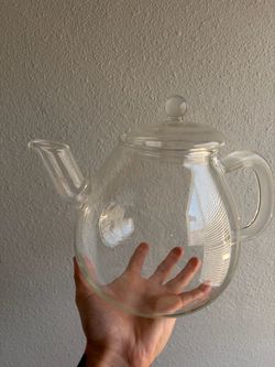 Tea pot