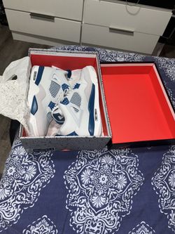 Jordan 4 Military Blue 