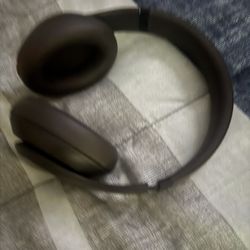 Beat Studio Pro 