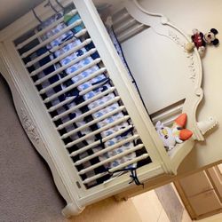 Brig Crib  For Boy Or Girl