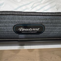 Beauty Rest Pressure Smart Firm Mattress