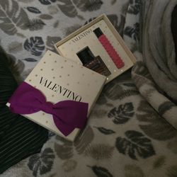 Valentino Perfume 