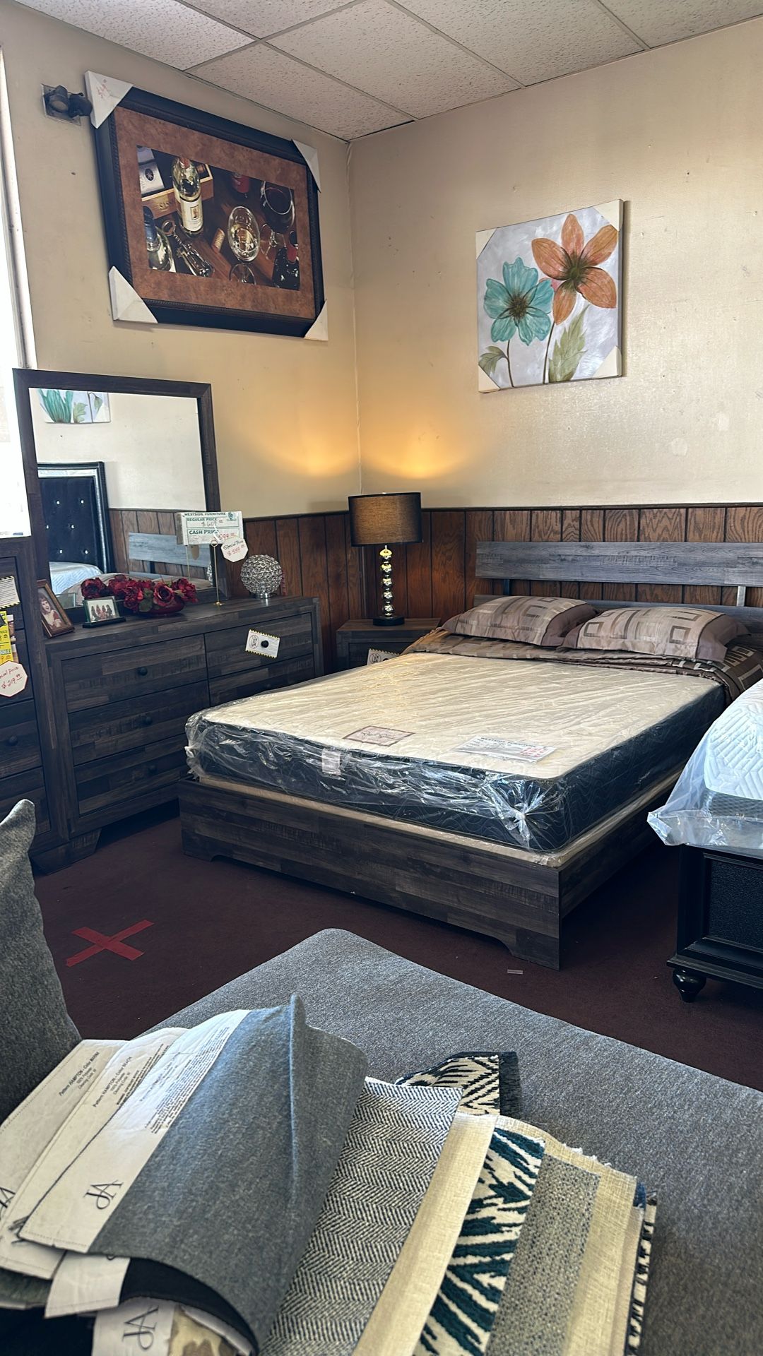 6pc Queen Bedroom Set for Sale in Phoenix, AZ - OfferUp