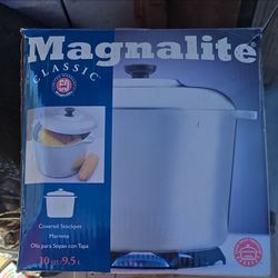 Magnalite Classic 10 Qt Covered Stockpot/Dutch Oven