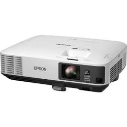 EPSON 4K PROJECTOR 
