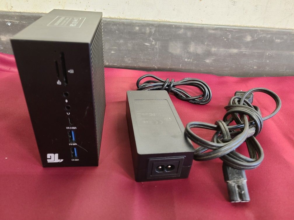 Tiergrade TG-DC006 USB C Docking Station