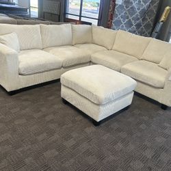 Comfy Cream 3 Pc Sectional 