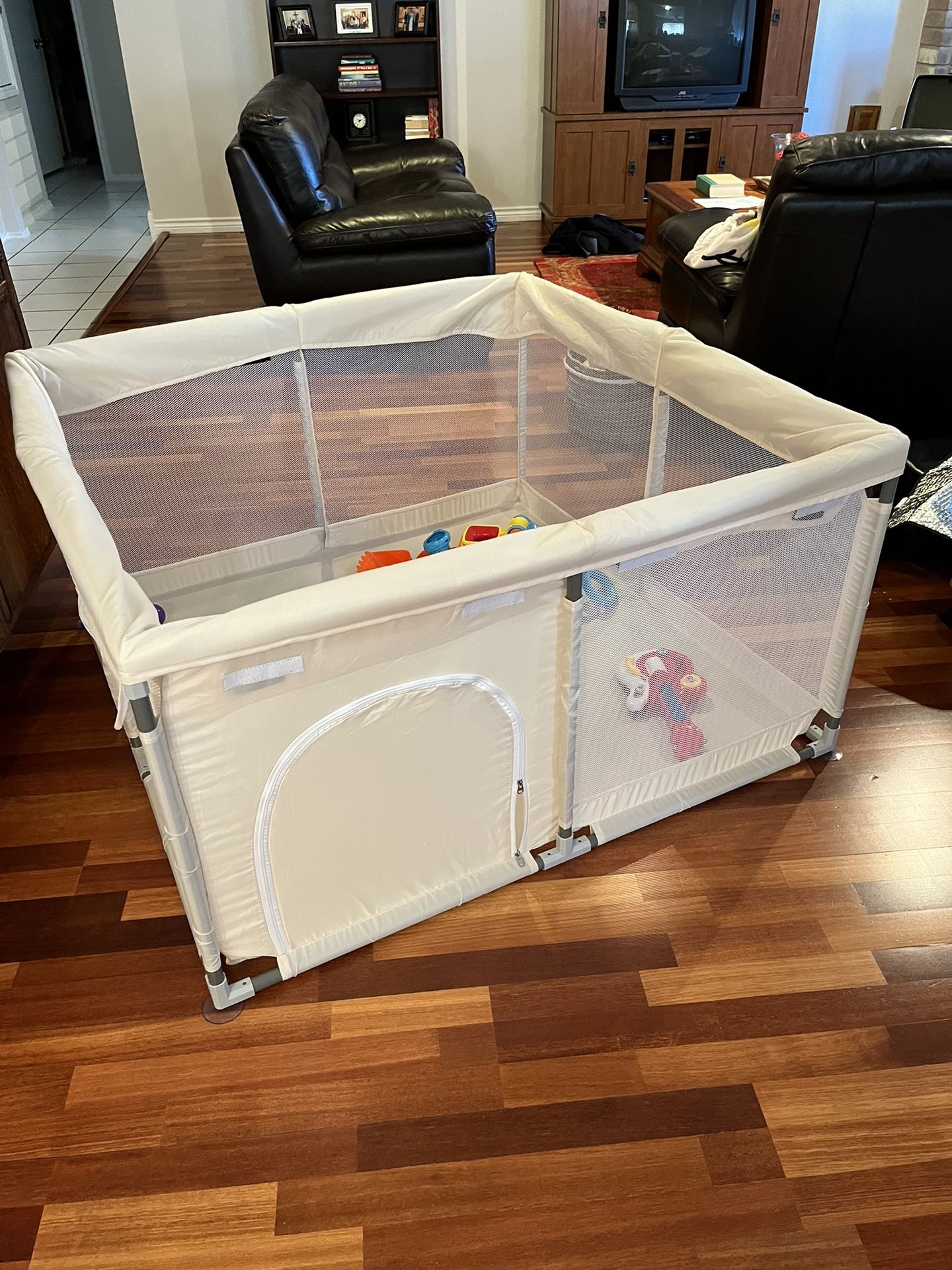 Mesh Play Pen