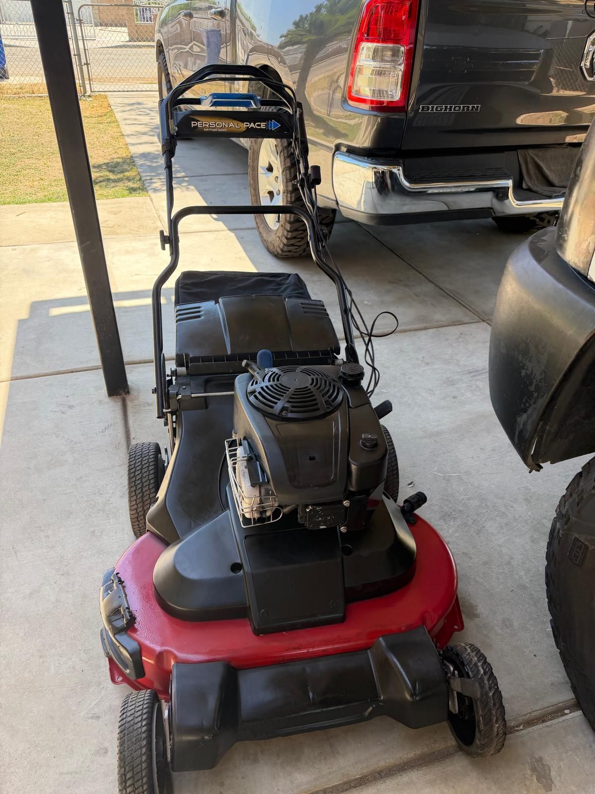Toro TimeMaster 30-in Gas Self-propelled Lawn Mower with 223-cc Briggs and Stratton Engine