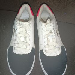 Puma Cali Remix Size 51/2