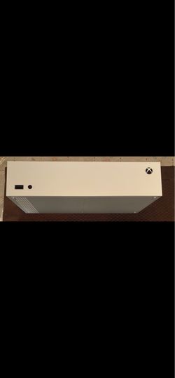 Xbox One S next gen with one controller