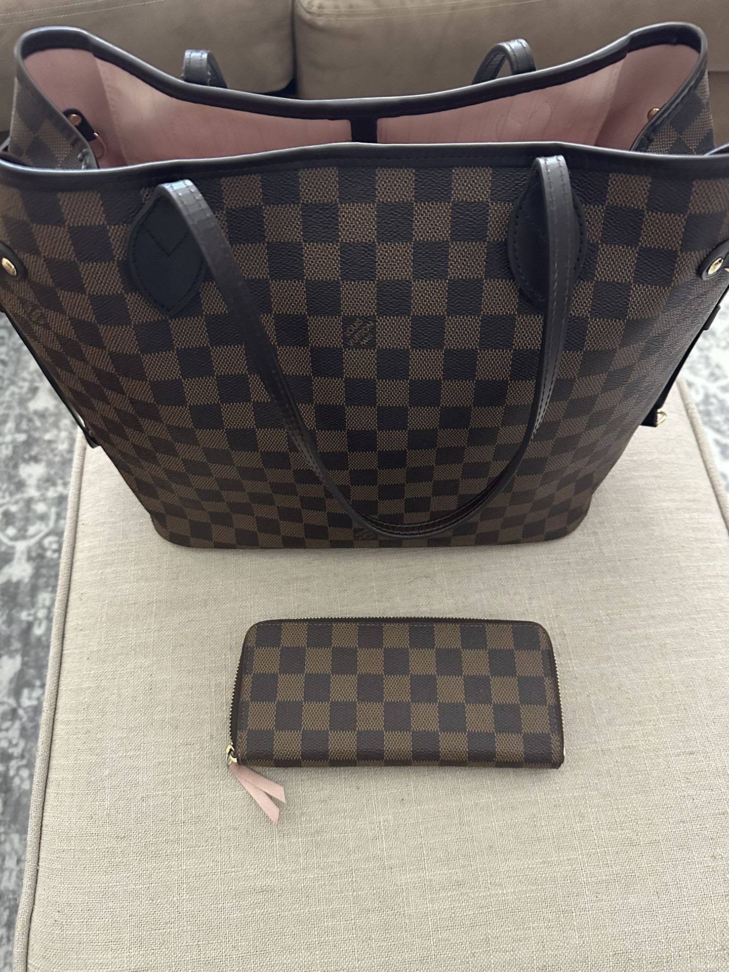 Authentic Louis Vuitton Neverful And Wallet