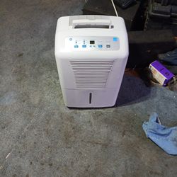 GE Dehumidifier  See Pics 