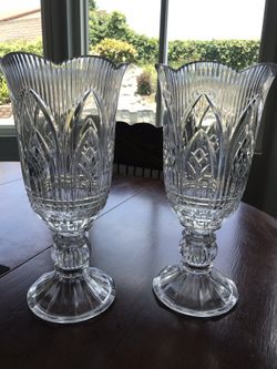 (2) Crystal Vases