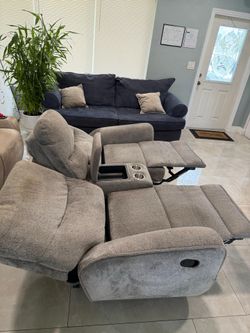 Sofá reclinable