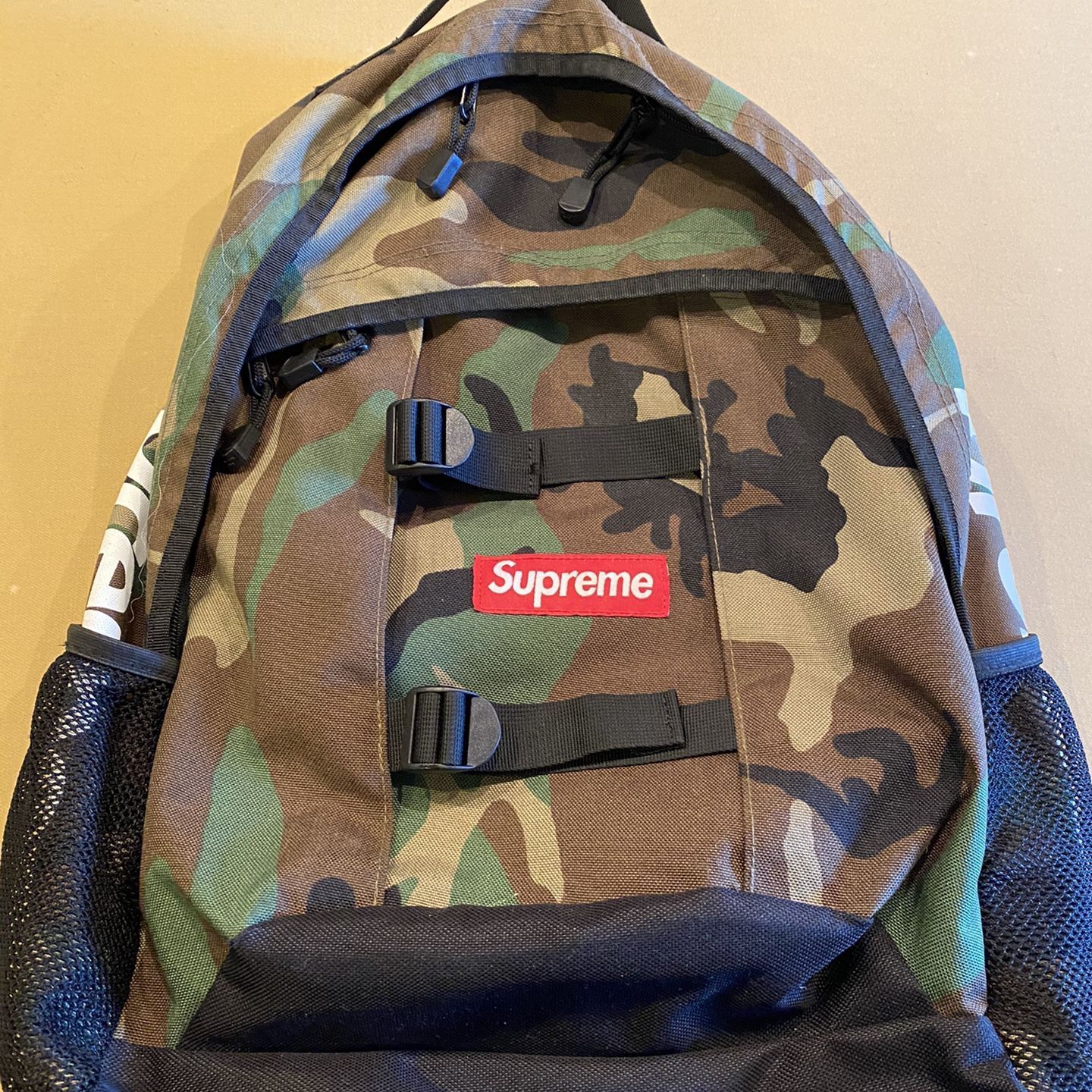 Supreme FW14 Camo Backpack for Sale in Victorville, CA - OfferUp