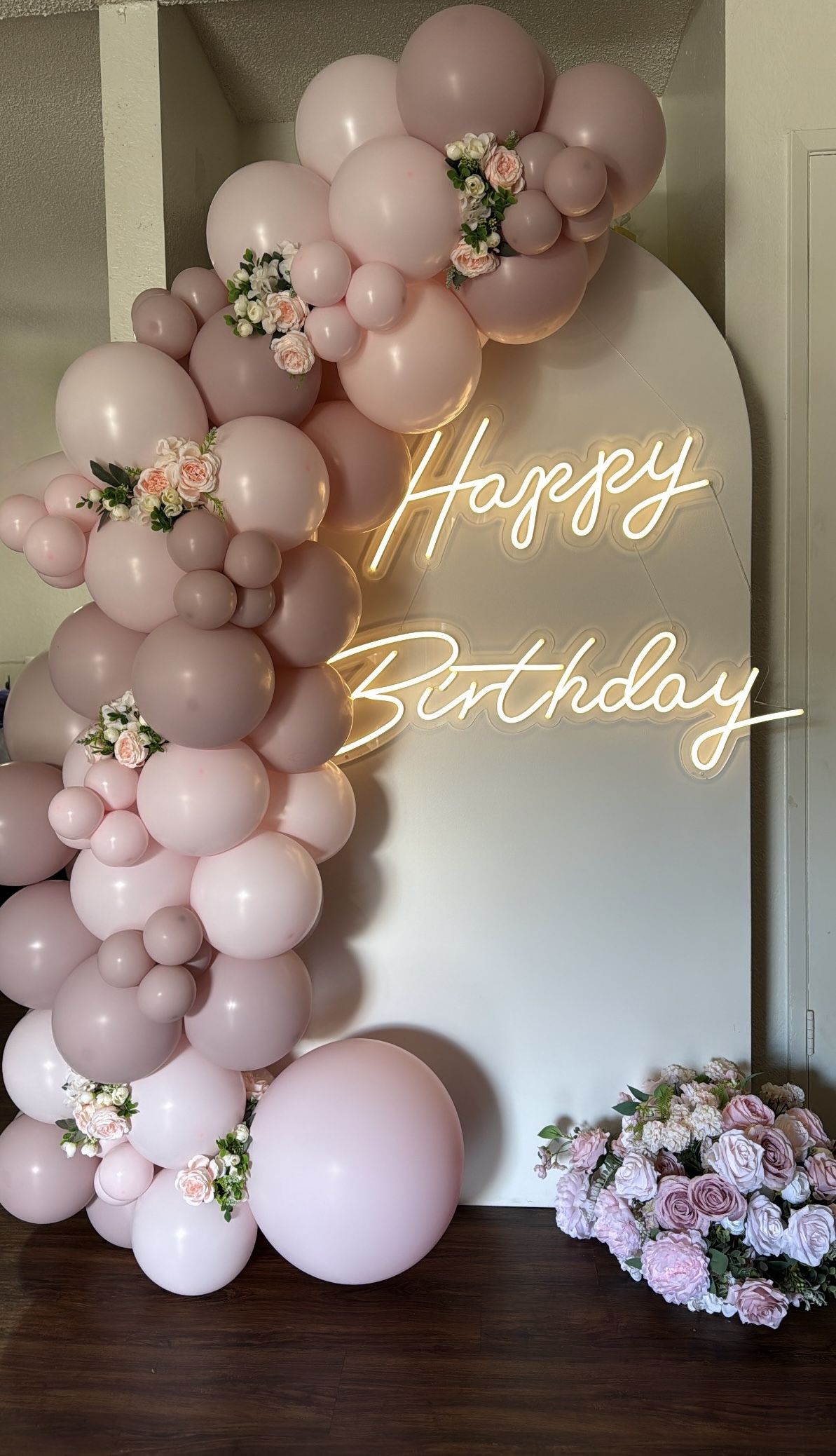 Balloon garland & or backdrops