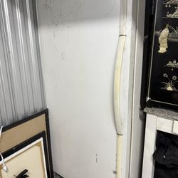 Whirlpool Frost-free Upright Freezer ( White )