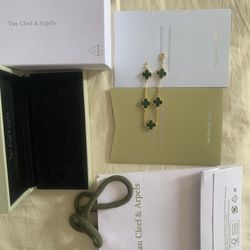 Van Cleef & Arpels Bracelet – Luxury Jewelry, Perfect for Gifts