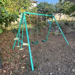 Kids Swing Set 