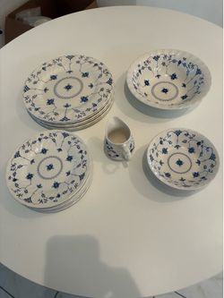 Fine English Dinner Ware Offered at $80 OBO