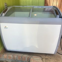 Display Freezer