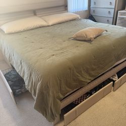 KING SIZE BED FRAME 