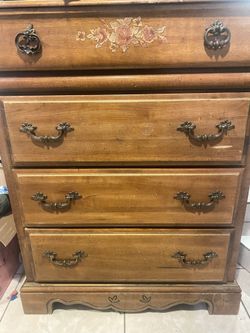 Dresser excellent Condition 