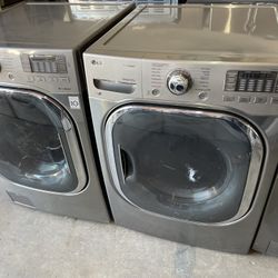 Lg Washer And Dryer Set 