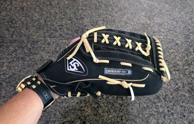 Louisville Slugger GENBD-1300 13" Genesis 1884 Series Baseball or Softball RH