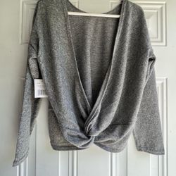 Ladies criss cross Grey top