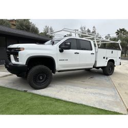 2022 Chevy 2500 gas work truck 2 Wheel Dr.