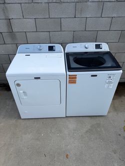 Maytag Washer & Gas Dryer Set
