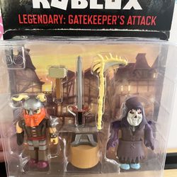 ROBLOKS LEGENDARY GATEKEEPER’S Attack -FIGURES , NEW IN PACKAGE