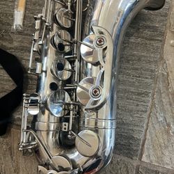 Silver Tenor Saxophone 🎷 