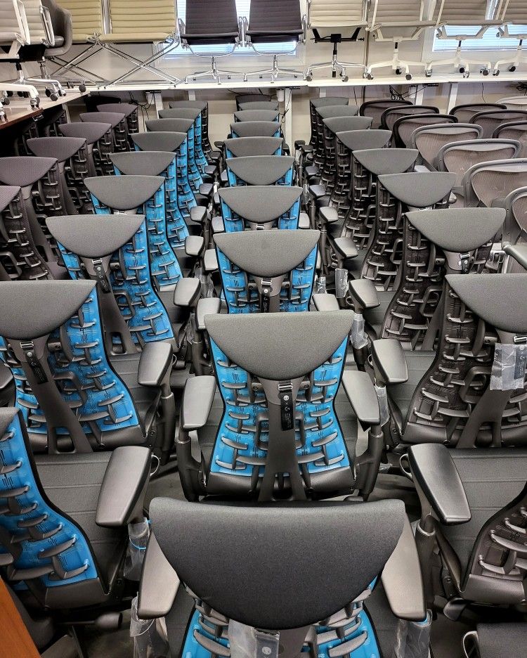 LARGEST INVENTORY OF HERMAN MILLER LOGITECH X GAMING EMBODY CHAIRS ALL IN STOCK🔥PICK-UP🔥DELIVERY🔥SHIPPING🔥GUARANTEED LOWEST PRICES🔥