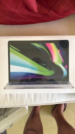 Unopened new MacBook Pro 2022 13 inch 512gb 8gb ram