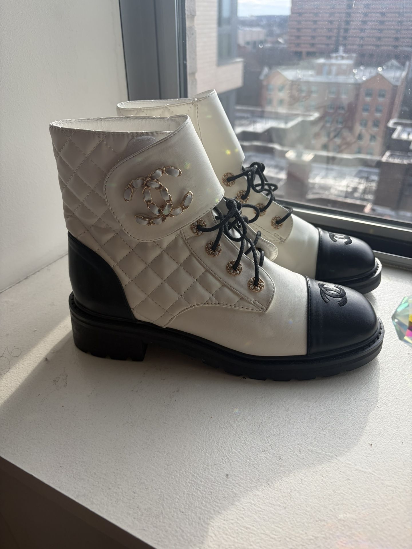 CHANEL combat Boots 41